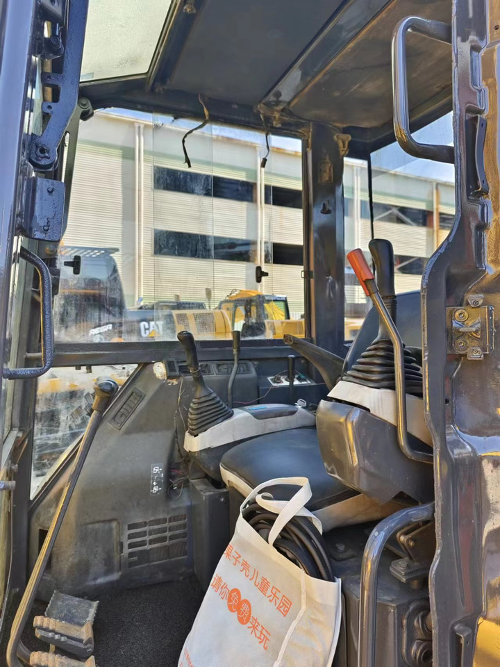 Leasing of KOMATSU PC55MR KOMATSU PC55MR: picture 6