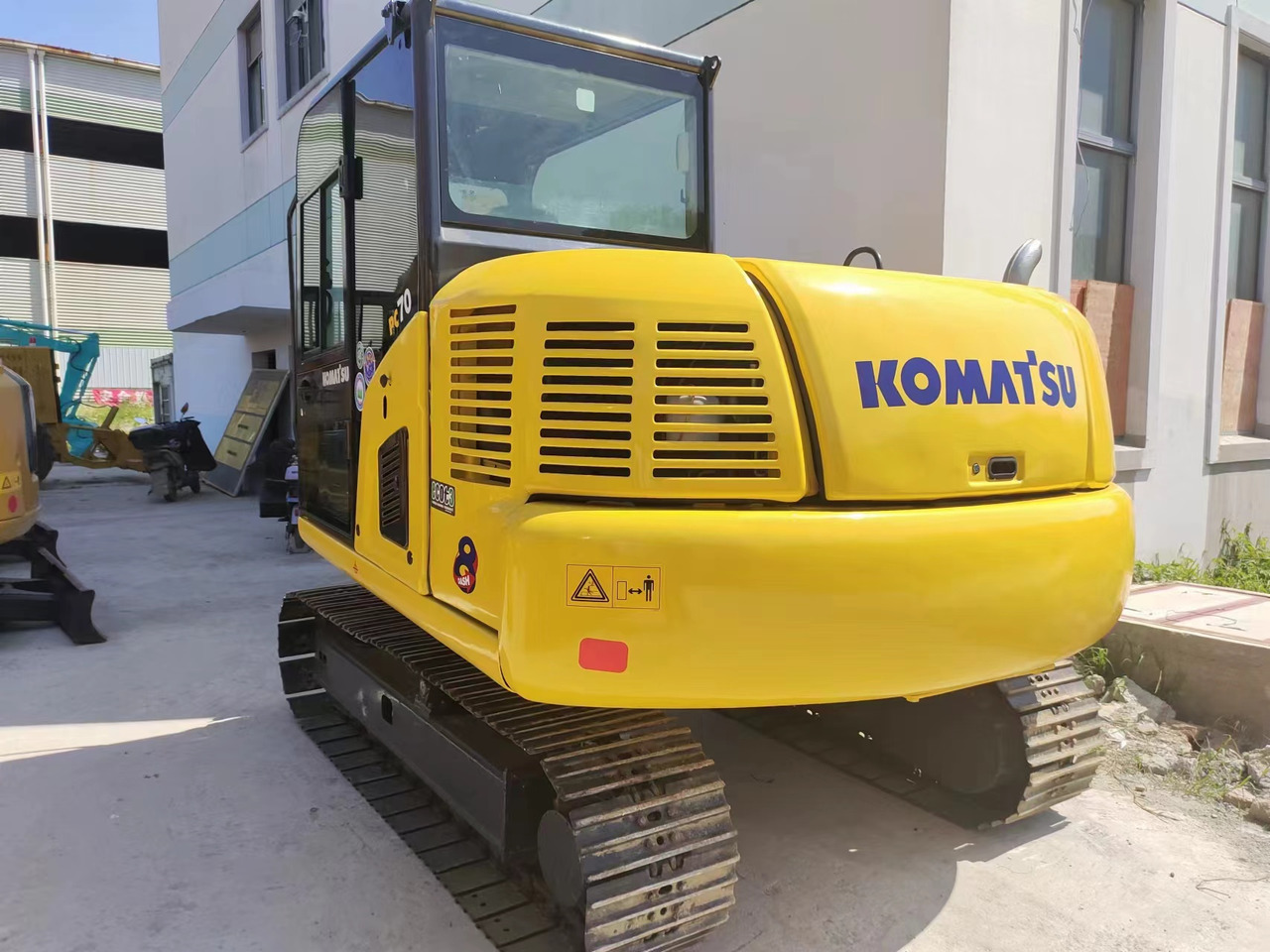 KOMATSU PC70-8 - Mini excavator: picture 1 KOMATSU PC70-8 - Mini excavator: picture 1
