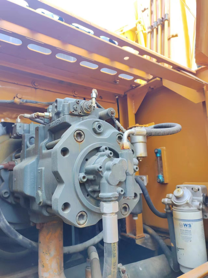 SANY SY365H - Crawler excavator: picture 3 SANY SY365H - Crawler excavator: picture 3