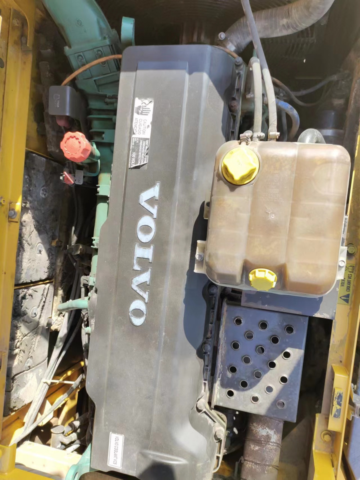 VOLVO EC460 - Crawler excavator: picture 5 VOLVO EC460 - Crawler excavator: picture 5