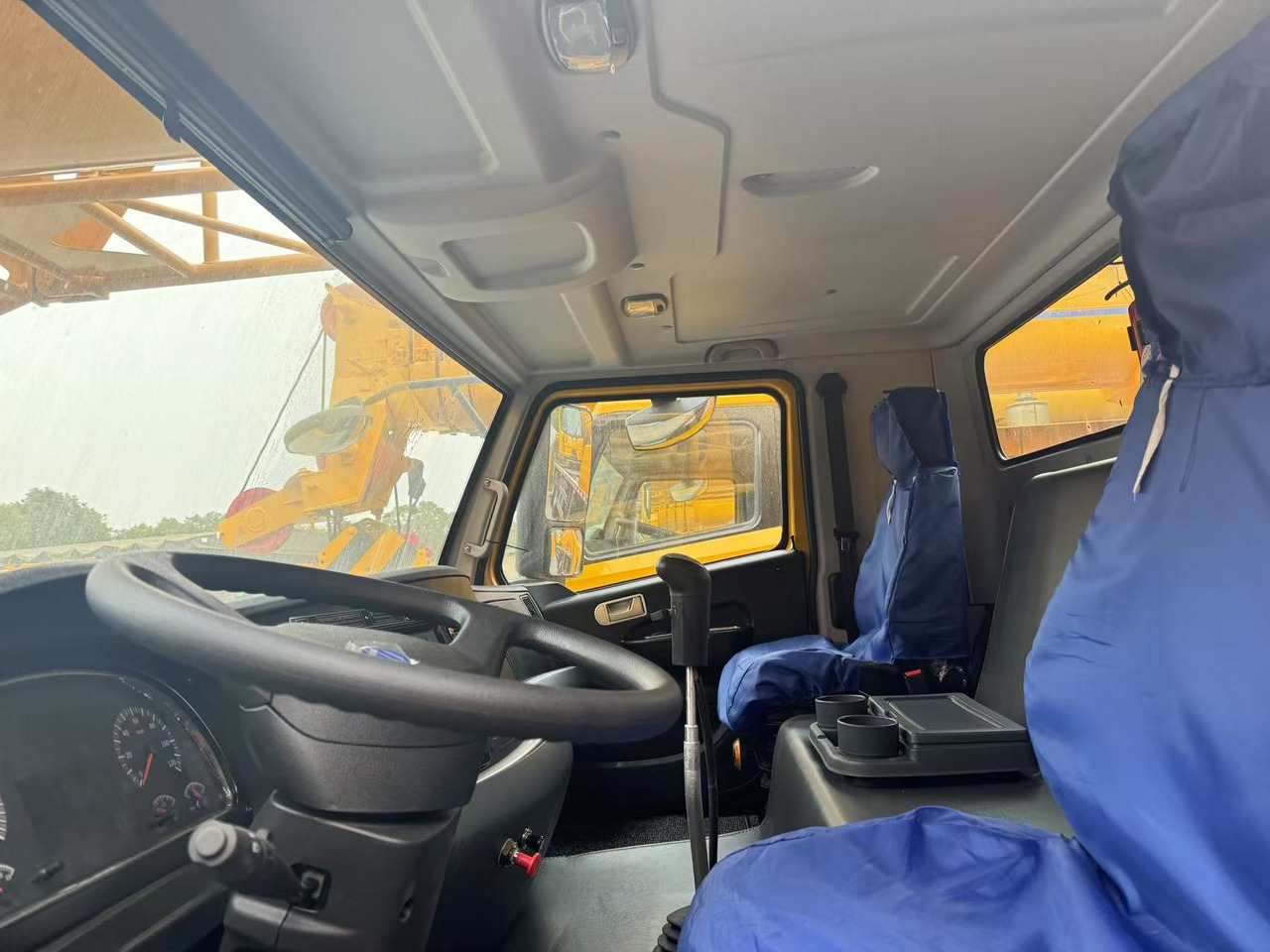 XCMG 70tons crane QY70K QY70 - Mobile crane: picture 4 XCMG 70tons crane QY70K QY70 - Mobile crane: picture 4