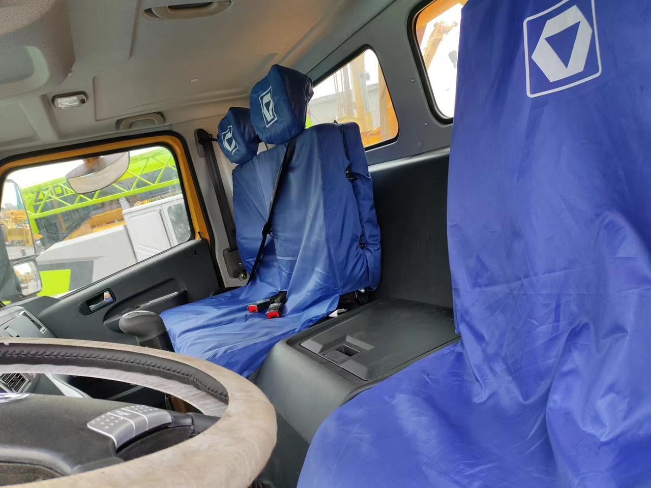 XCMG QY75KC QY75K truck crane 75tons - Mobile crane: picture 5 XCMG QY75KC QY75K truck crane 75tons - Mobile crane: picture 5