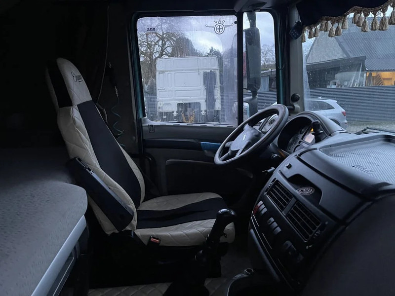 Tractor unit DAF XF 105.460 Tractor unit: picture 17