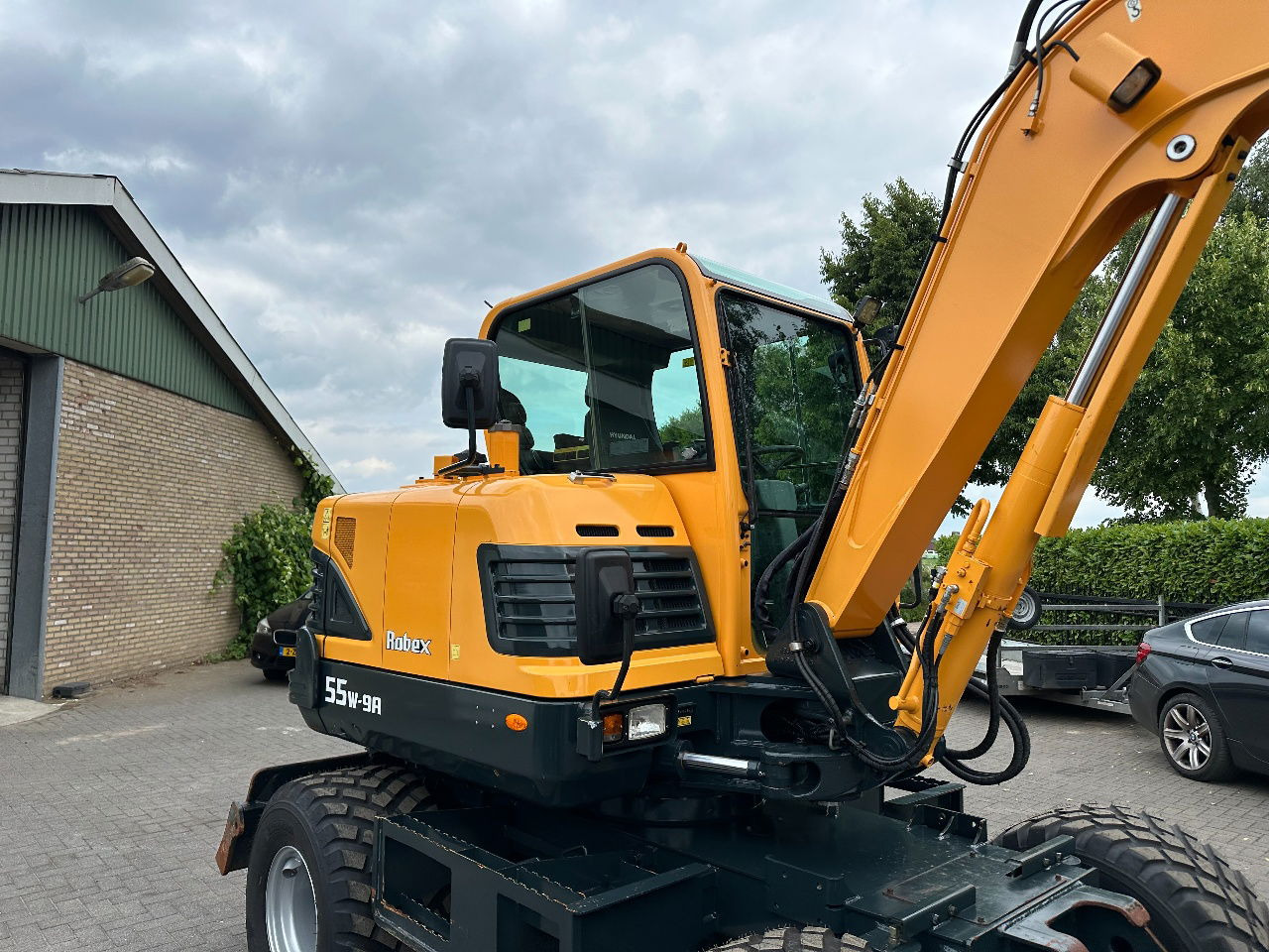 Hyundai 55W-9A - Wheel excavator: picture 5 Hyundai 55W-9A - Wheel excavator: picture 5