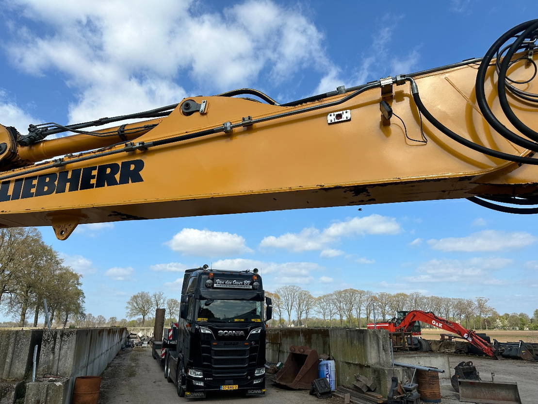 Crawler excavator Liebherr R934C Hdsl: picture 23 Crawler excavator Liebherr R934C Hdsl: picture 23