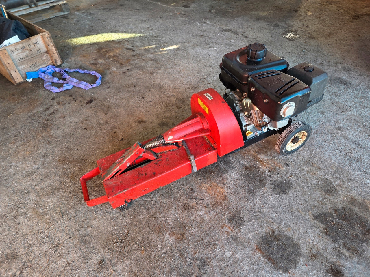 Liten Vedkløyver - Log splitter: picture 1 Liten Vedkløyver - Log splitter: picture 1