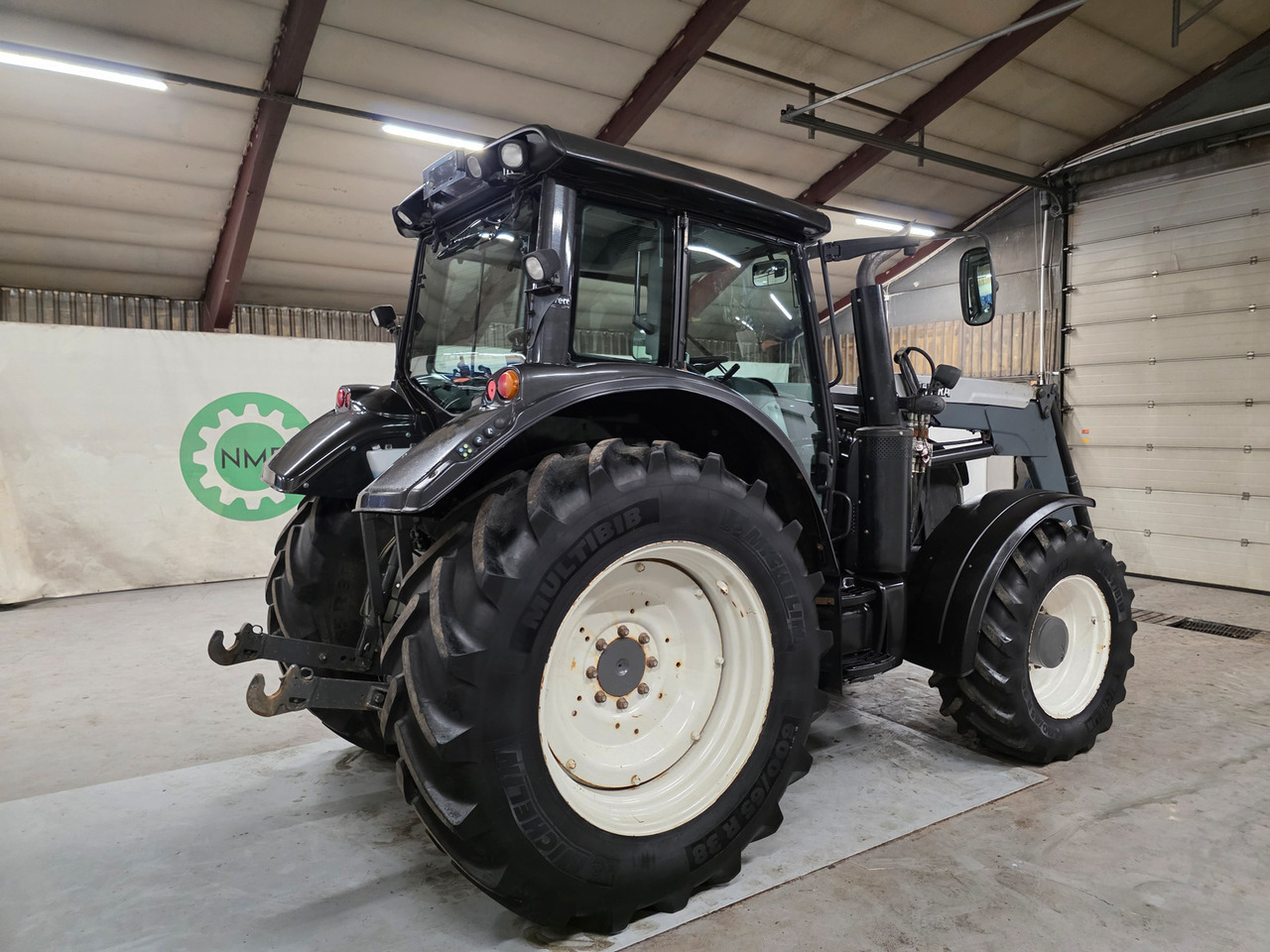 Valtra N163 Direct - Farm tractor: picture 5 Valtra N163 Direct - Farm tractor: picture 5