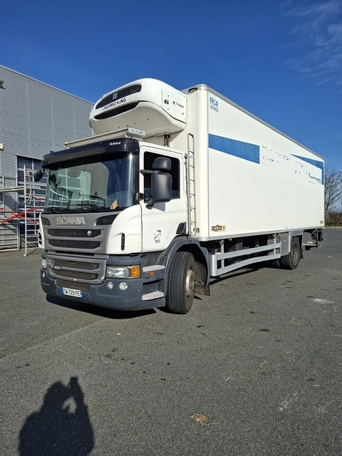 SCANIA P320 - Refrigerator truck: picture 2 SCANIA P320 - Refrigerator truck: picture 2