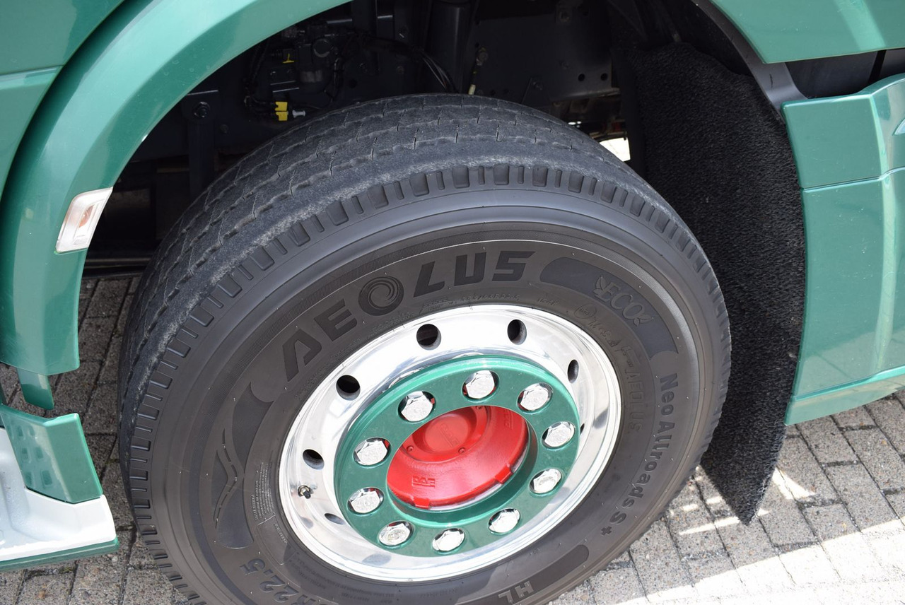 Tractor unit DAF  XF 530 FT Retarder Leder Standklima Hydraulik: picture 17
