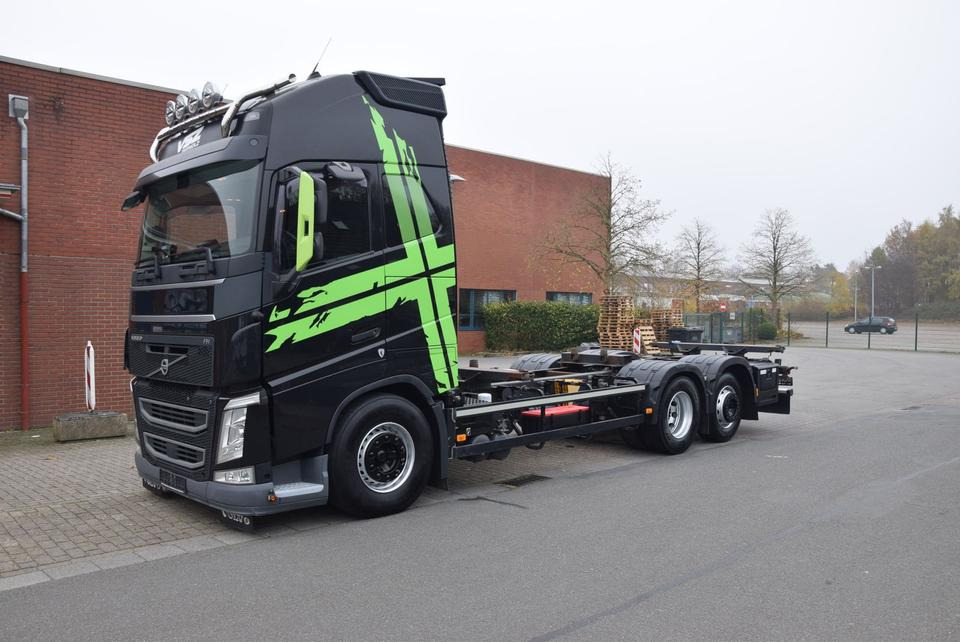 Volvo FH 460 Fahrschule 3-AchsRetarder ACC 4-Sitze - Container transporter/ Swap body truck: picture 1 Volvo FH 460 Fahrschule 3-AchsRetarder ACC 4-Sitze - Container transporter/ Swap body truck: picture 1