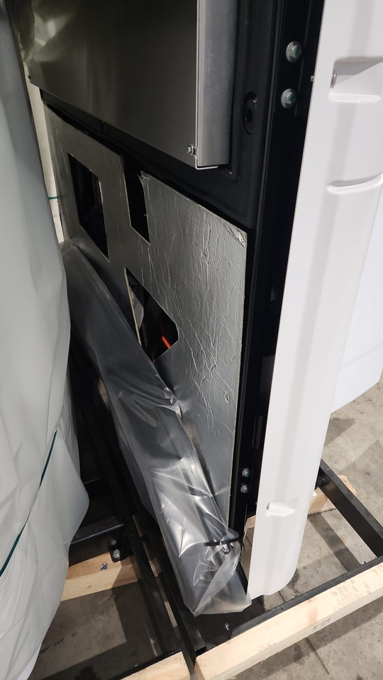 New Refrigerator unit for Refrigerator trailer CARRIER VECTOR 1550: picture 6 New Refrigerator unit for Refrigerator trailer CARRIER VECTOR 1550: picture 6