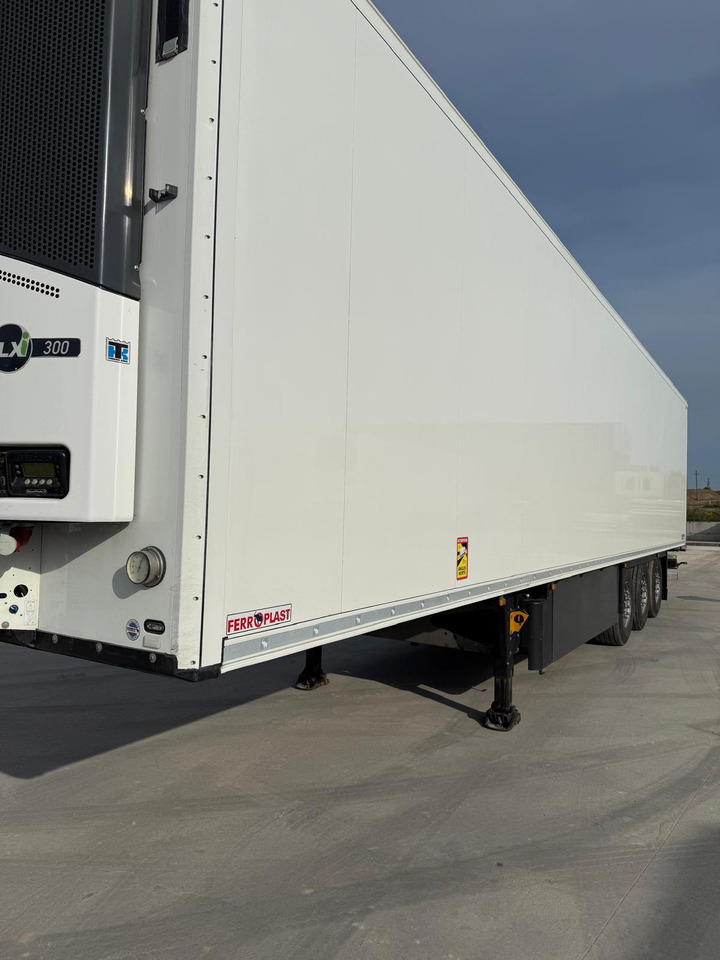 SCHMITZ SKO 24 - Refrigerator semi-trailer: picture 3 SCHMITZ SKO 24 - Refrigerator semi-trailer: picture 3