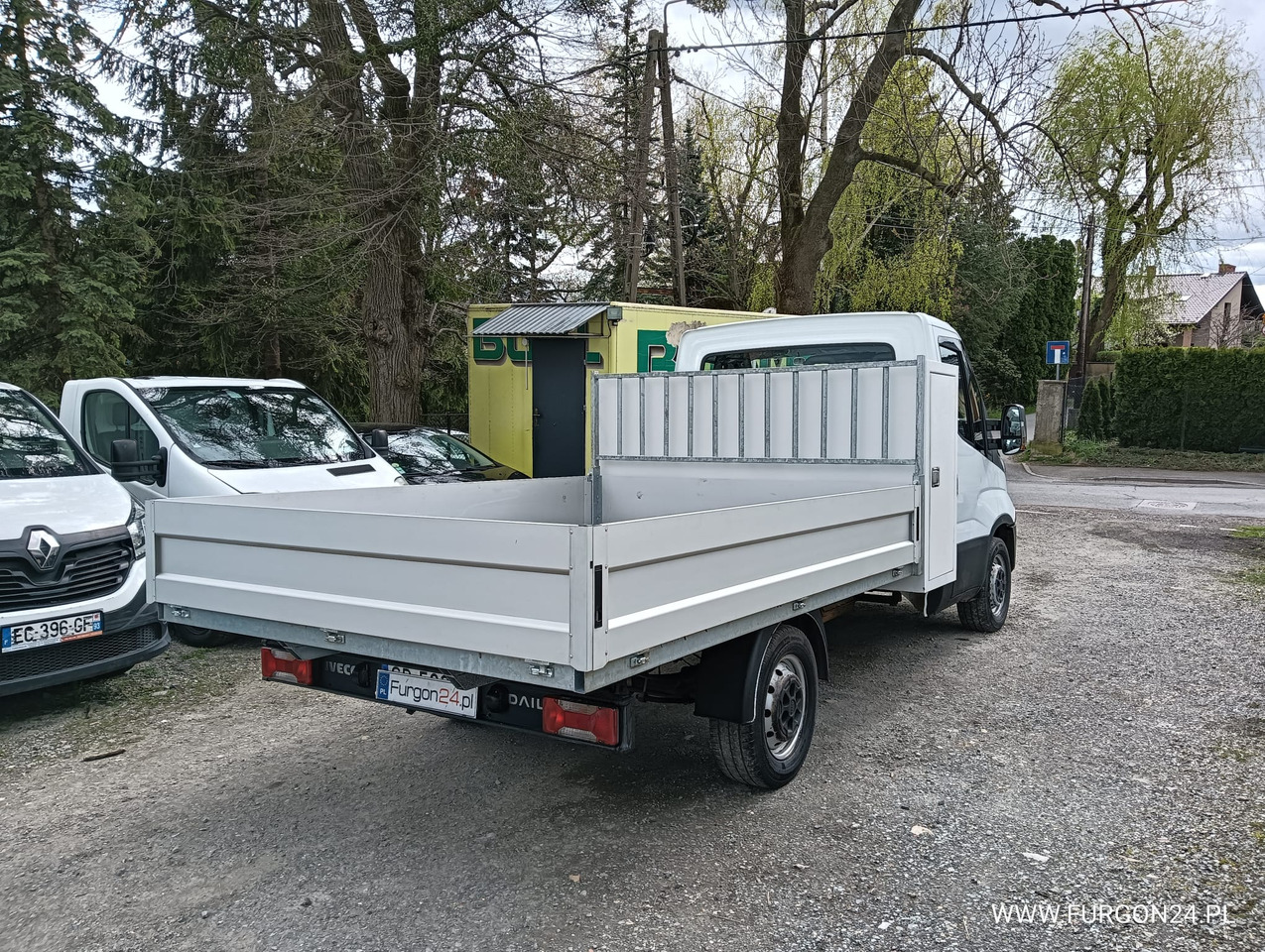 IVECO DAILY 35S11 SKRZYNIA PAKA SKRZYNKA NARZĘDZIOWA NR 727 - Open body delivery van: picture 4 IVECO DAILY 35S11 SKRZYNIA PAKA SKRZYNKA NARZĘDZIOWA NR 727 - Open body delivery van: picture 4