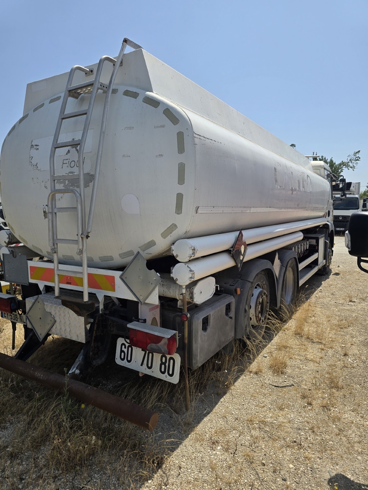 MAN TGA 26-320 - Tank truck: picture 5 MAN TGA 26-320 - Tank truck: picture 5
