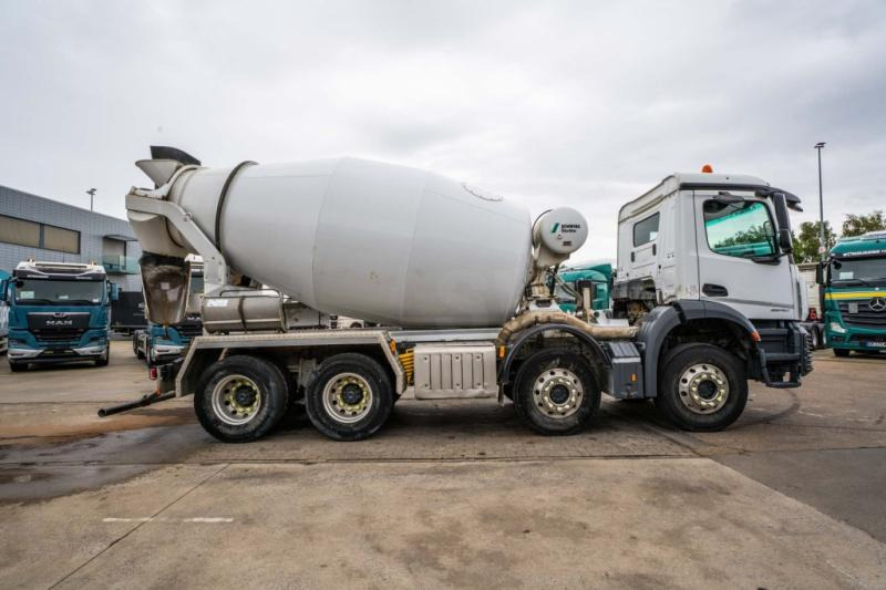 Mercedes AROCS 3240 + STETTER 9m3 - Concrete mixer truck: picture 3 Mercedes AROCS 3240 + STETTER 9m3 - Concrete mixer truck: picture 3