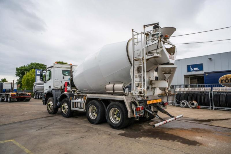 Mercedes AROCS 3240 + STETTER 9m3 - Concrete mixer truck: picture 5 Mercedes AROCS 3240 + STETTER 9m3 - Concrete mixer truck: picture 5