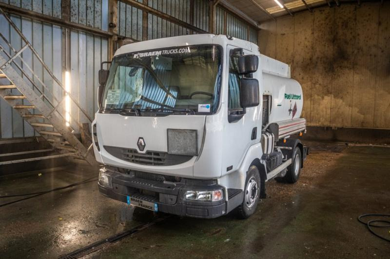 Renault 180 DCI+5500L/3COMP LAMES - Tank truck: picture 1 Renault 180 DCI+5500L/3COMP LAMES - Tank truck: picture 1