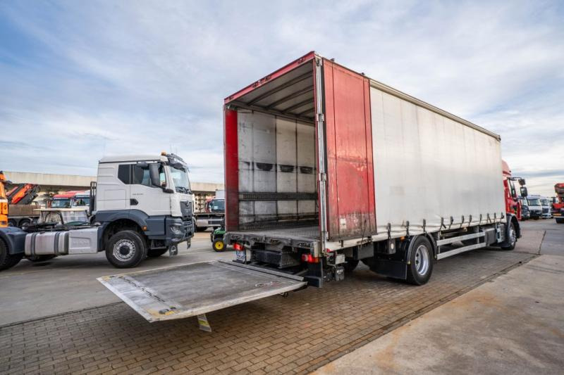 Renault D WIDE 280 DXI (19T)+BAR - Curtainsider truck: picture 5 Renault D WIDE 280 DXI (19T)+BAR - Curtainsider truck: picture 5