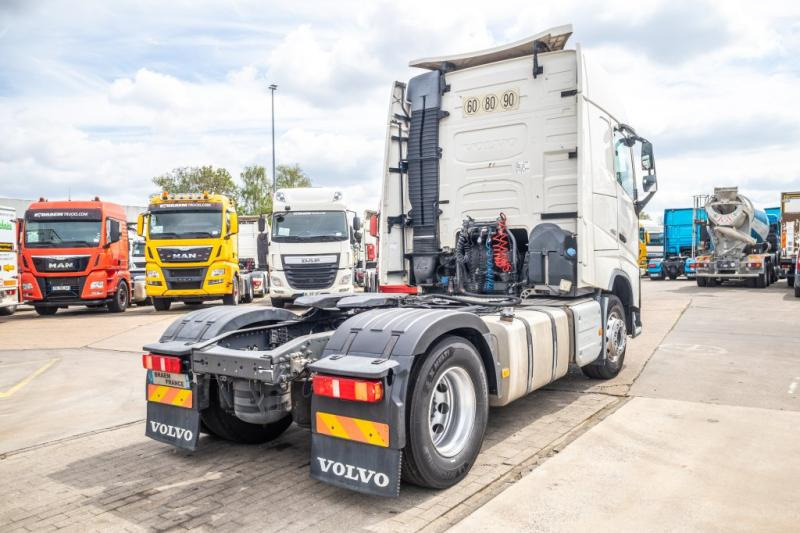 Volvo FH460+E6+Kiphydr. - Tractor unit: picture 3 Volvo FH460+E6+Kiphydr. - Tractor unit: picture 3