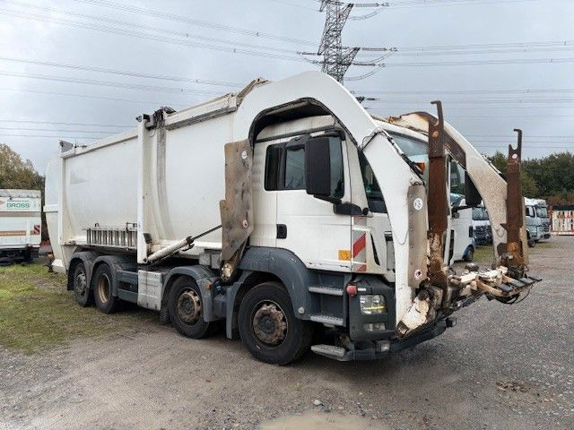 MAN 35.360 8x2 - Garbage truck: picture 1 MAN 35.360 8x2 - Garbage truck: picture 1