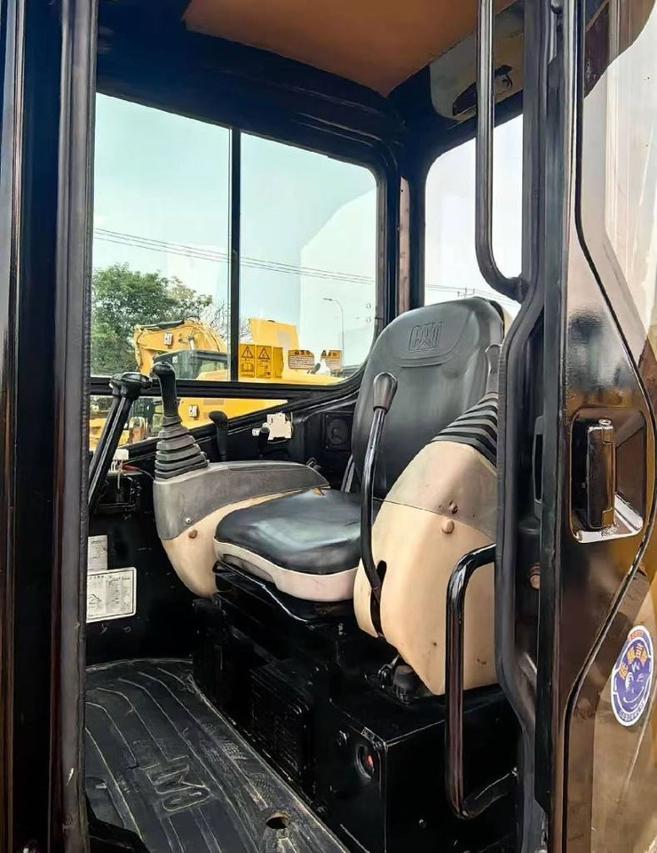 CAT 304 C CR - Mini excavator: picture 3 CAT 304 C CR - Mini excavator: picture 3