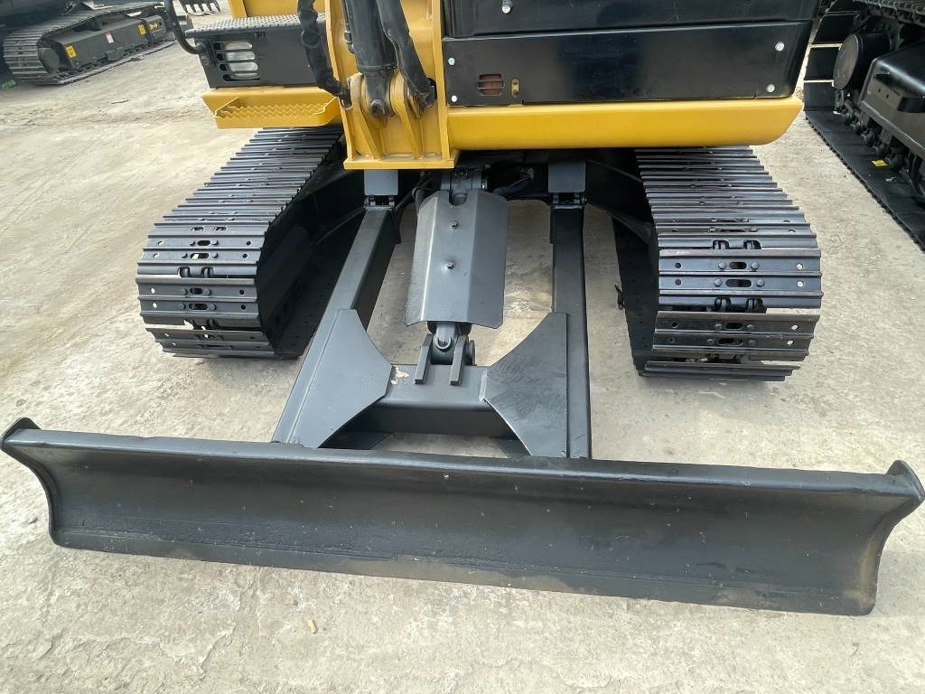 CAT 305.5E2 - Mini excavator: picture 3 CAT 305.5E2 - Mini excavator: picture 3