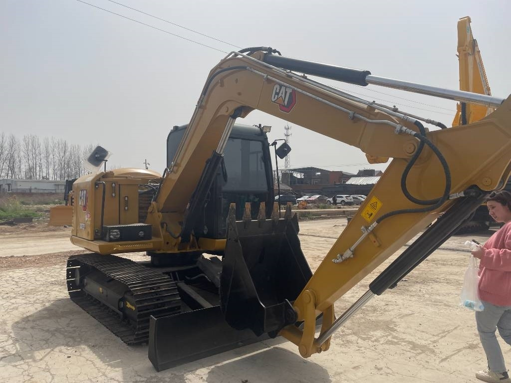 Mini excavator CAT 307E2: picture 10