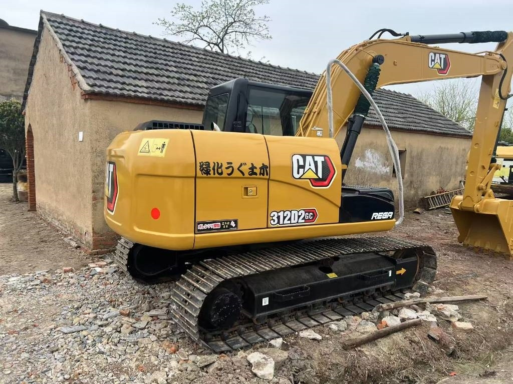 Mini excavator CAT 312D2GC: picture 1