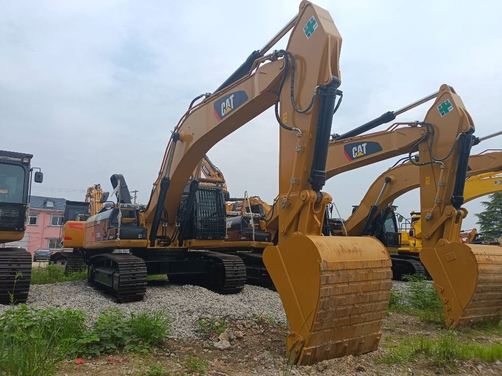 CAT 330D2  - Crawler excavator: picture 4 CAT 330D2  - Crawler excavator: picture 4