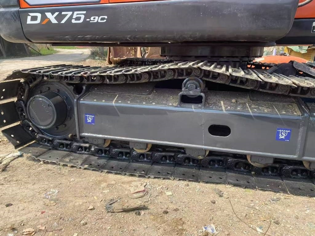 Mini excavator Doosan DX 75-9 C: picture 10