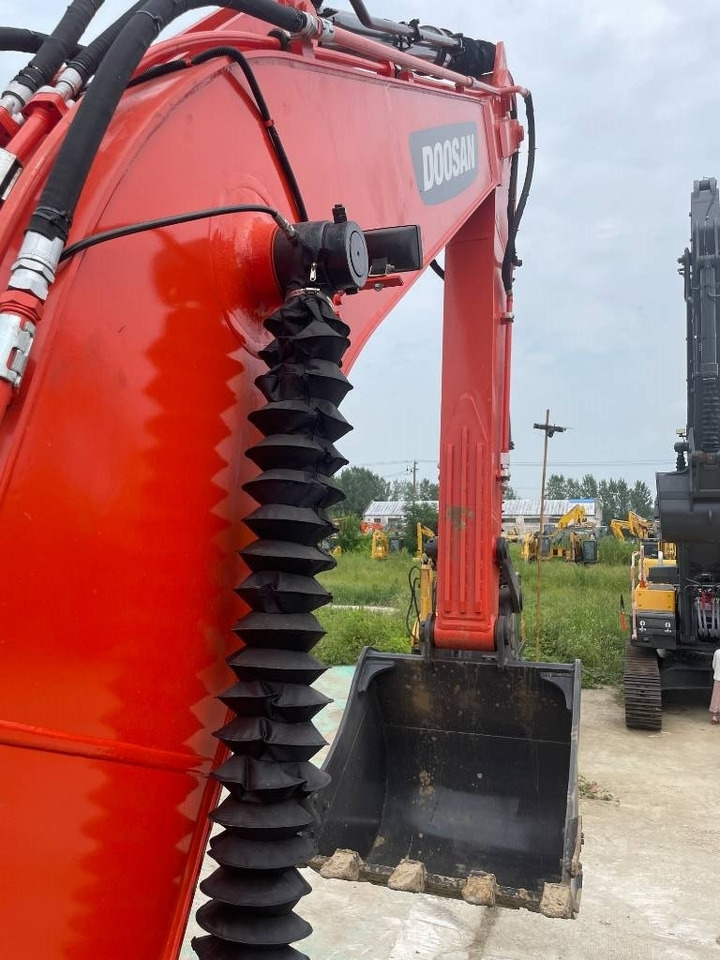 Doosan DX225LCA - Crawler excavator: picture 5 Doosan DX225LCA - Crawler excavator: picture 5