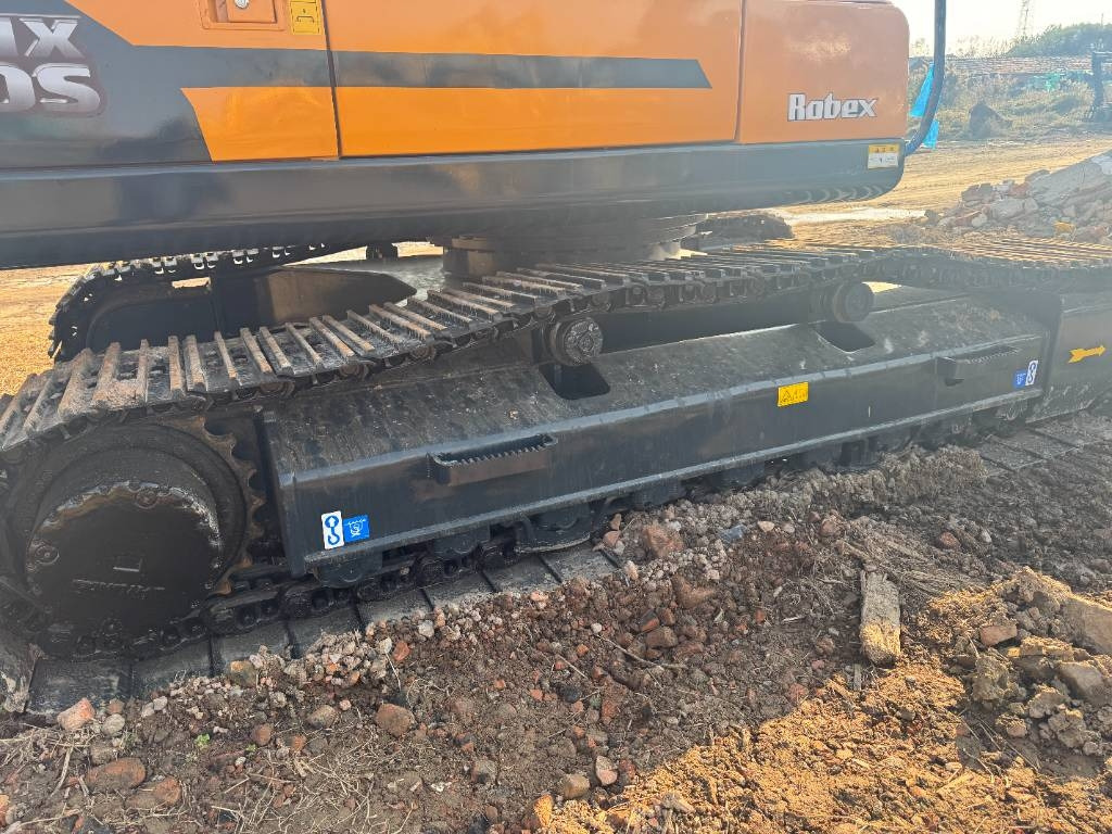 Hyundai HX220 - Crawler excavator: picture 4 Hyundai HX220 - Crawler excavator: picture 4