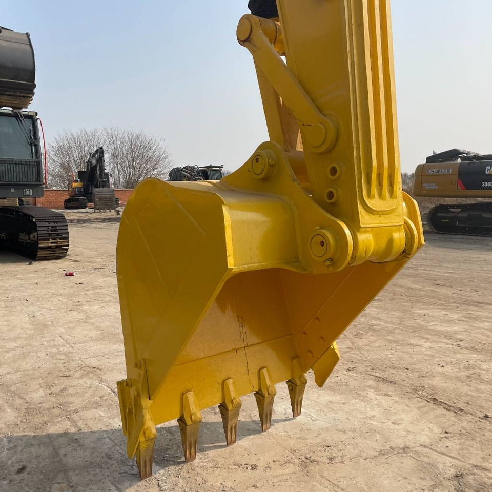 Komatsu PC 200 - Crawler excavator: picture 5 Komatsu PC 200 - Crawler excavator: picture 5