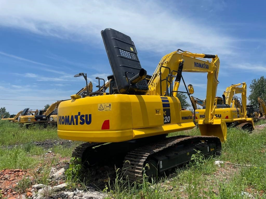 Komatsu PC 220 - Crawler excavator: picture 2 Komatsu PC 220 - Crawler excavator: picture 2