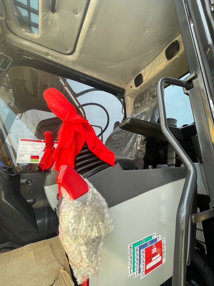 Komatsu PC 240 LC - Crawler excavator: picture 4 Komatsu PC 240 LC - Crawler excavator: picture 4