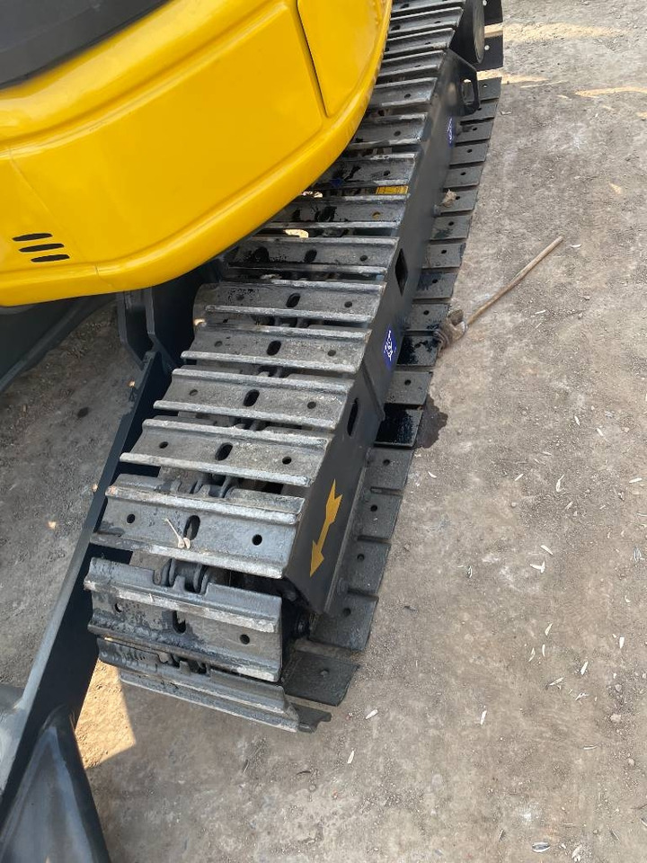 Komatsu PC 35 - Mini excavator: picture 2 Komatsu PC 35 - Mini excavator: picture 2