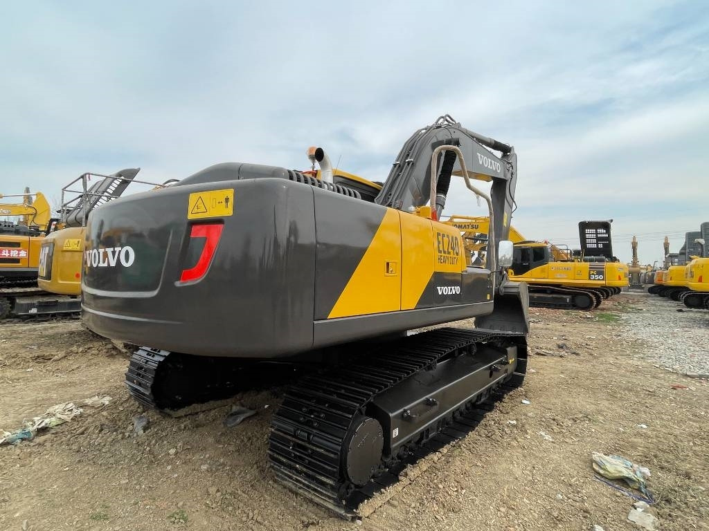 Volvo EC 240 - Crawler excavator: picture 5 Volvo EC 240 - Crawler excavator: picture 5