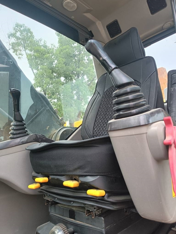 Volvo ec250 - Crawler excavator: picture 3 Volvo ec250 - Crawler excavator: picture 3