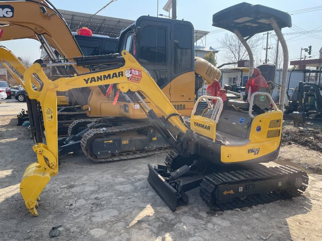 Yanmar Vio 17 - Mini excavator: picture 2 Yanmar Vio 17 - Mini excavator: picture 2