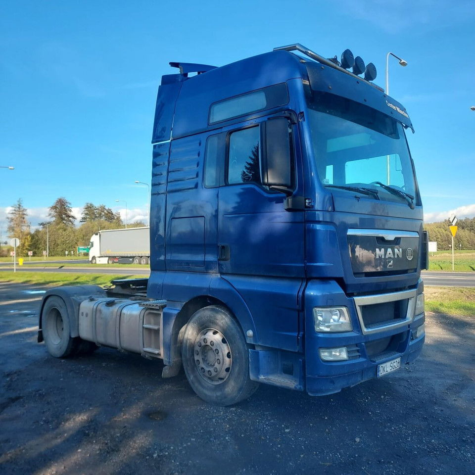 MAN TGX 18.440 -2011- retarder - automatic gearbox - Tractor unit: picture 2 MAN TGX 18.440 -2011- retarder - automatic gearbox - Tractor unit: picture 2