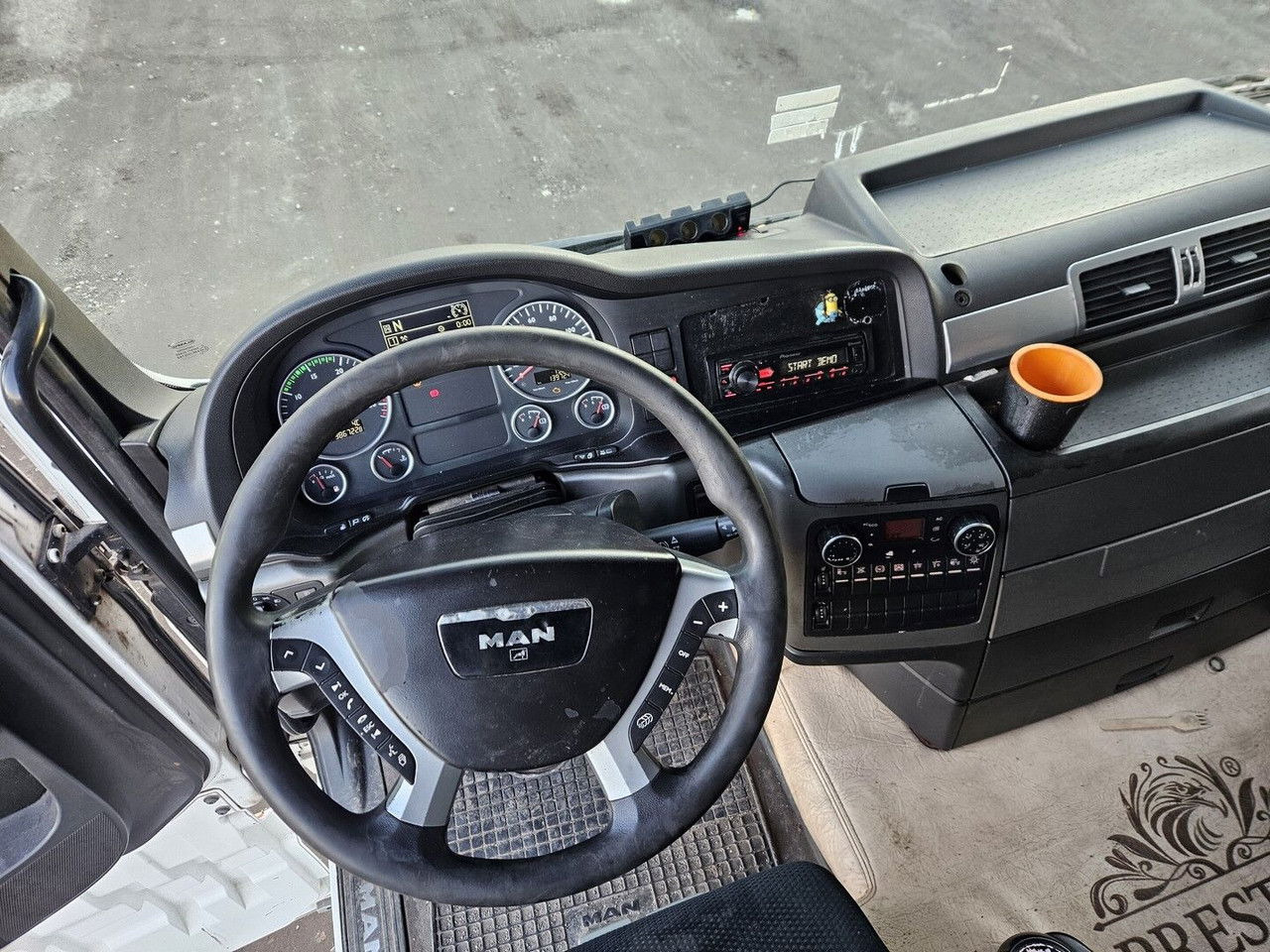 Tractor unit MAN TGX 18.440 Automatic - retarder: picture 18