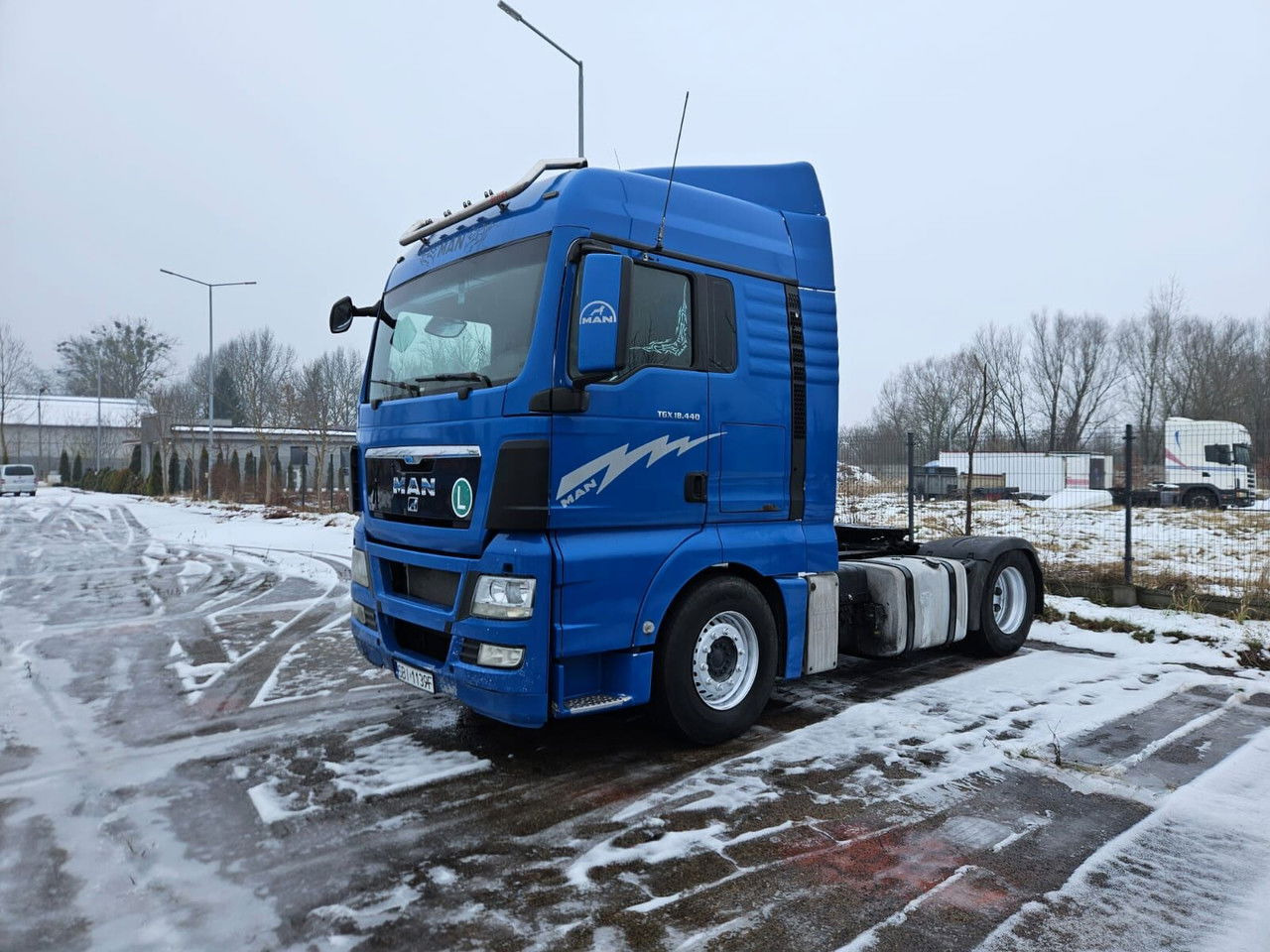 MAN TGX 18.440 XLX - manual - 2008 - Tractor unit: picture 3 MAN TGX 18.440 XLX - manual - 2008 - Tractor unit: picture 3