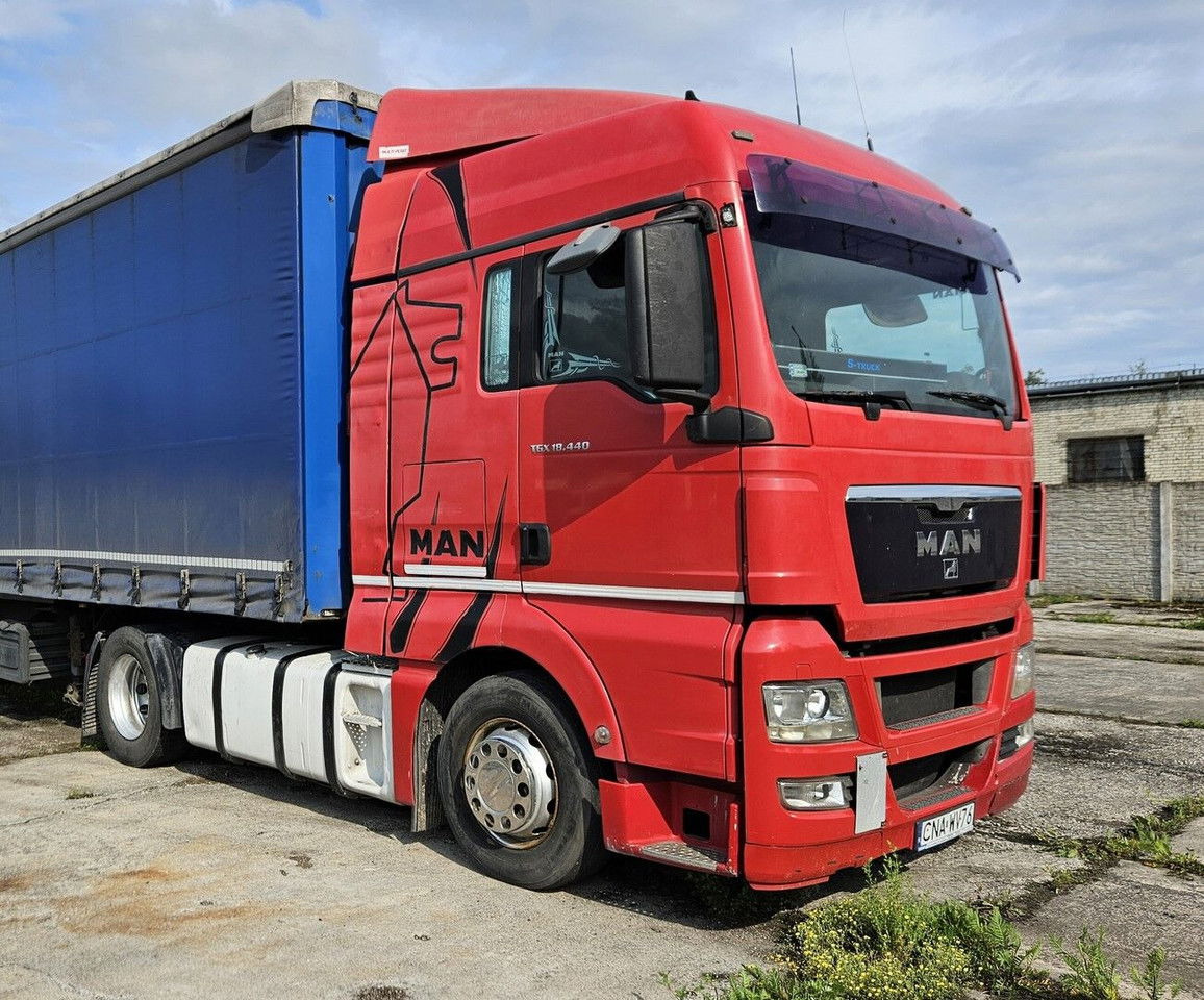 Tractor unit MAN TGX 18.440 XLX - manual: picture 1