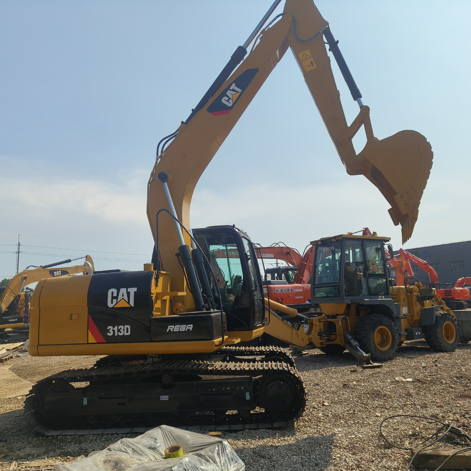 CATERPILLAR 313D - Crawler excavator: picture 1 CATERPILLAR 313D - Crawler excavator: picture 1