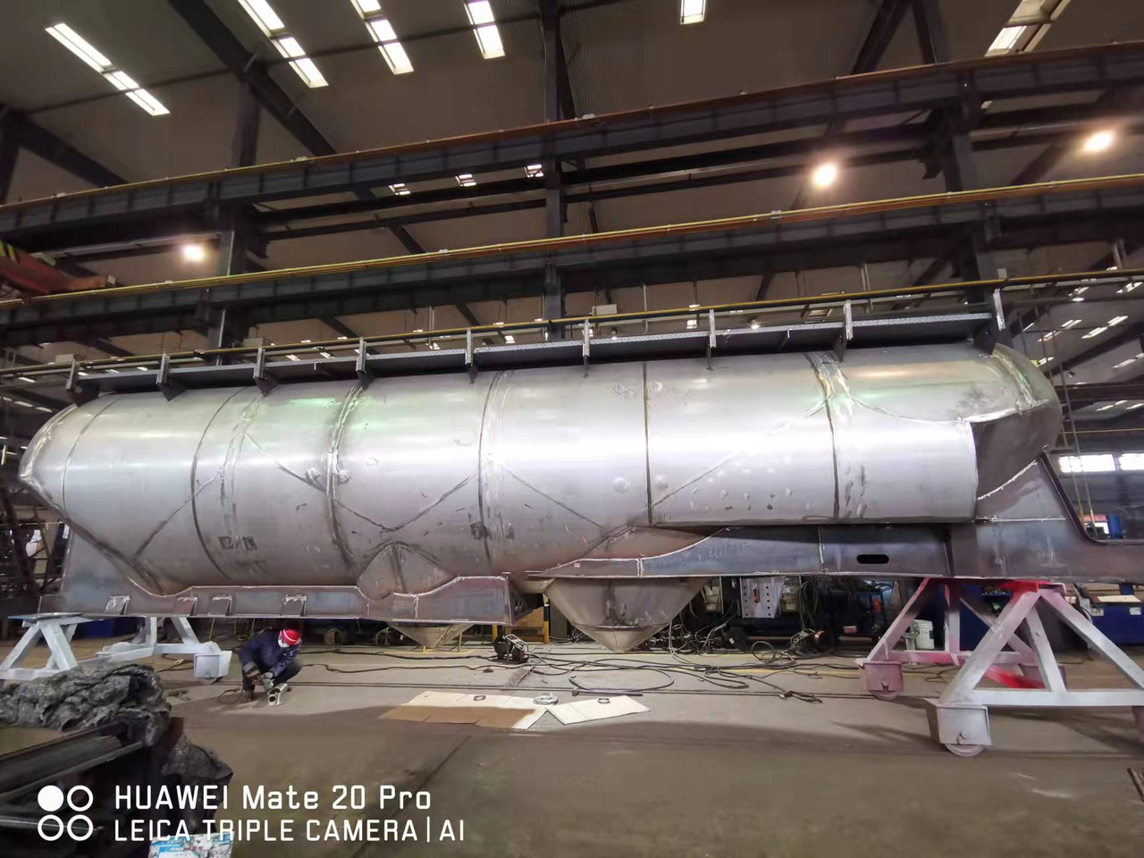 JSIE JSIE9401FT - Tank semi-trailer: picture 5 JSIE JSIE9401FT - Tank semi-trailer: picture 5