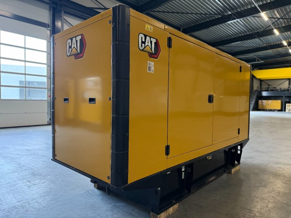 CAT DE220E0 - 220 kVA Surplus genset - DPX-18018-30 - Generator set: picture 4 CAT DE220E0 - 220 kVA Surplus genset - DPX-18018-30 - Generator set: picture 4
