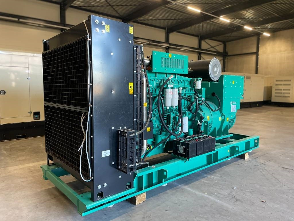 Cummins C900D5 - 900 kVA Open Surplus Genset - DPX-18527-O - Generator set: picture 2 Cummins C900D5 - 900 kVA Open Surplus Genset - DPX-18527-O - Generator set: picture 2