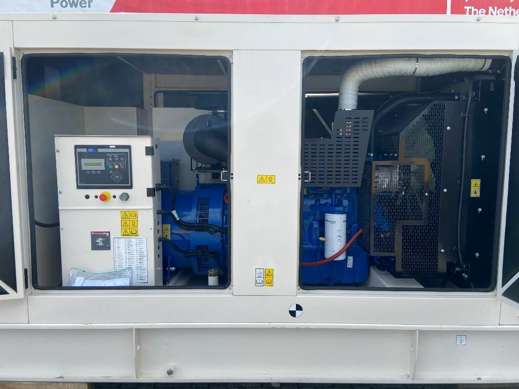FG Wilson P300-5 - 300 kVA Genset - DPX-16015 - Generator set: picture 5 FG Wilson P300-5 - 300 kVA Genset - DPX-16015 - Generator set: picture 5