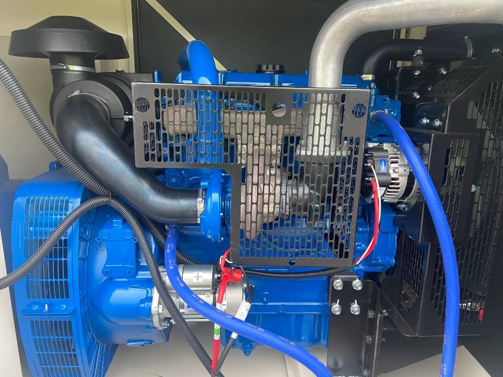 FG Wilson P88-3 - 88 kVA Genset - DPX-16007 - Generator set: picture 5 FG Wilson P88-3 - 88 kVA Genset - DPX-16007 - Generator set: picture 5