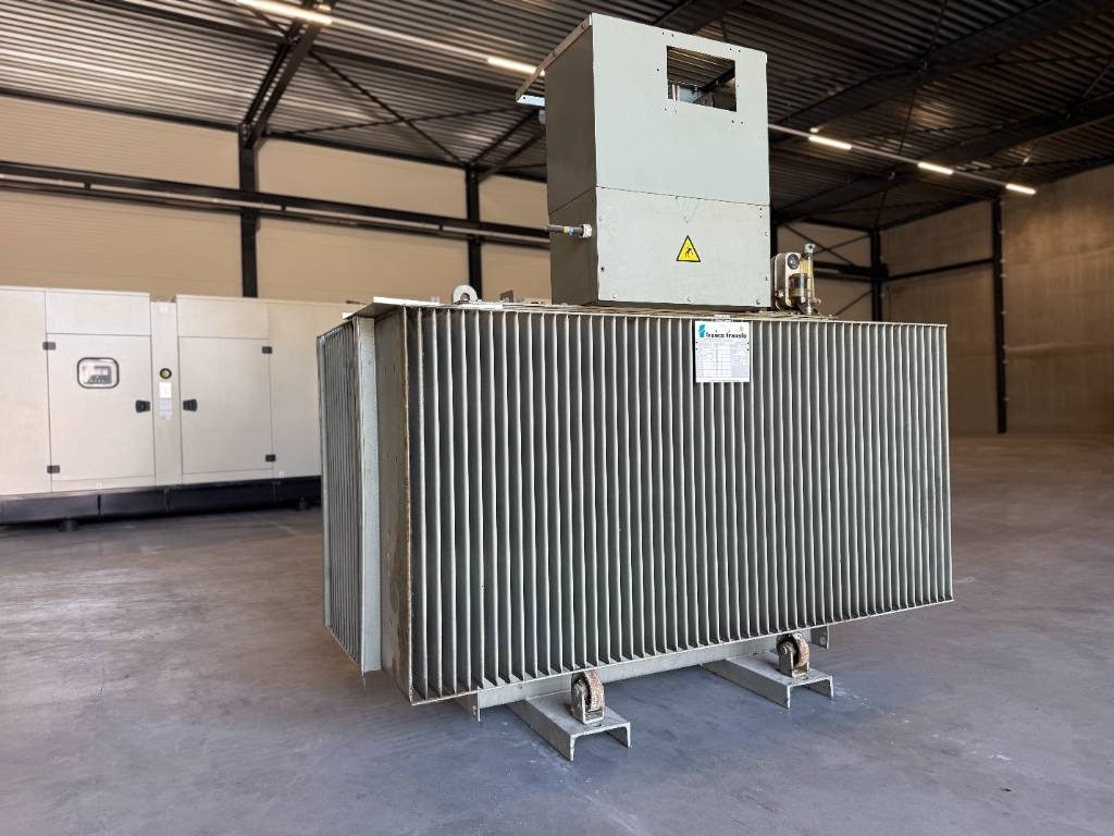 Merlin Gerin France Transfo DYN11 OIL 1600 kVA 380V/16kV - Construction equipment: picture 2 Merlin Gerin France Transfo DYN11 OIL 1600 kVA 380V/16kV - Construction equipment: picture 2
